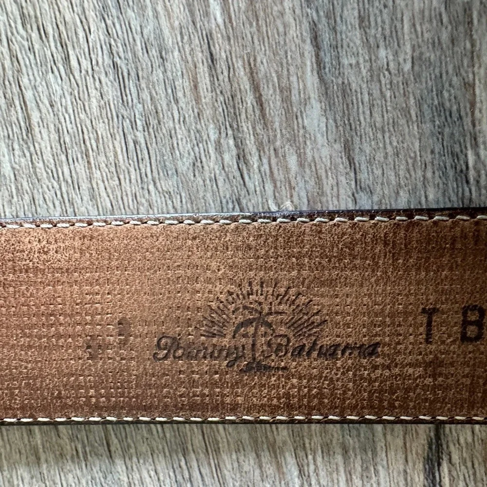 Tommy Bahama Mens Brown Black Leather Suede Belt Made in Spain Size‎ 40 TB6397